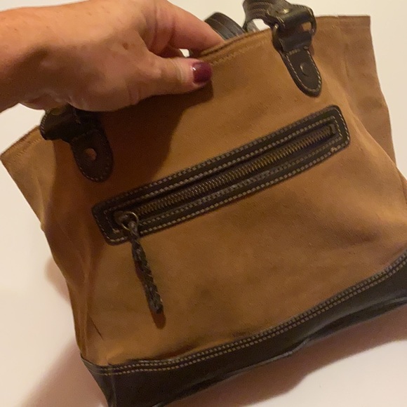 COPY - Leather Eddie Bauer purse 👜 - Picture 6 of 7